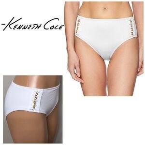 New. Chain reaction full side hipster. NWT